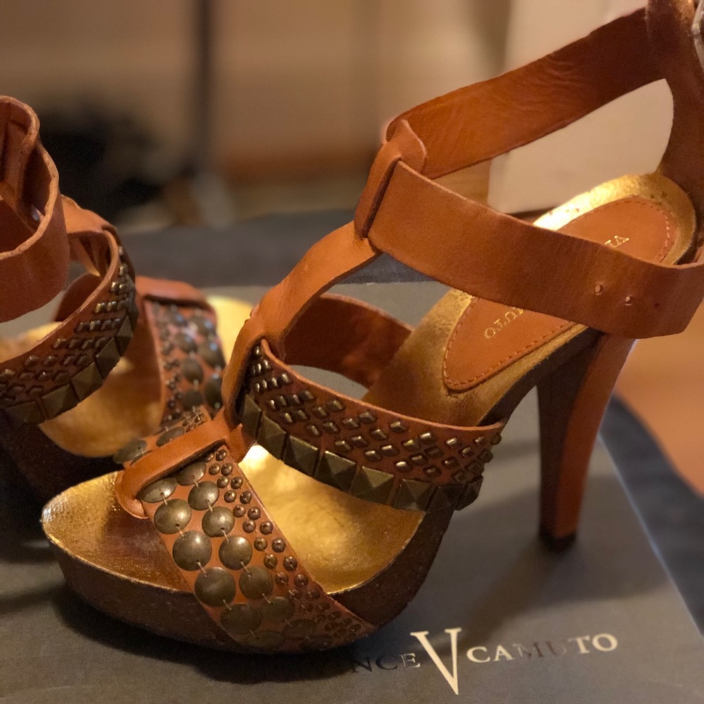 Vince V Camuto heels